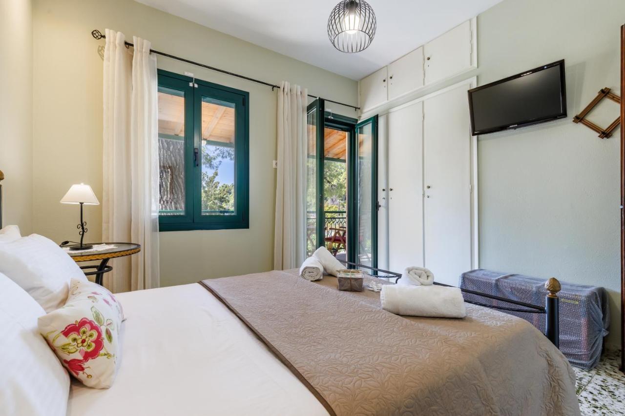 Skopelos Country House Diamantis & Chrisi Agnontas Exterior photo